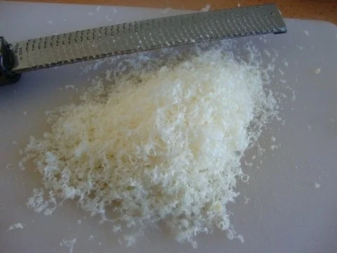 Grießgnocchisuppe mit 3 erlei Nockerln - Rezept - Bild Nr. 4