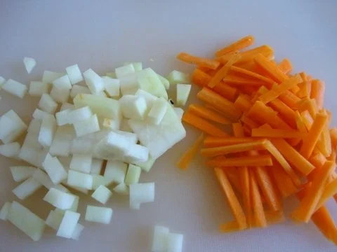 Grießgnocchisuppe mit 3 erlei Nockerln - Rezept - Bild Nr. 14