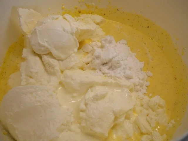 Rezept: Backen: Zweifarbiger Käsekuchen mit Mangosahne ***Happy Birthday, liebe Eva-Maria*** Bild Nr. 8 Backen: Zweifarbiger Käsekuchen mit Mangosahne ***Happy Birthday, liebe Eva-Maria*** - Rezept - Bild Nr. 8