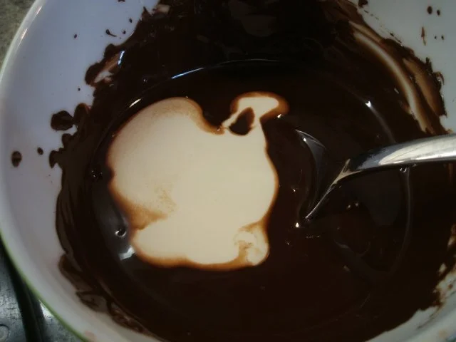 Rezept: Backen: Zweifarbiger Käsekuchen mit Mangosahne ***Happy Birthday, liebe Eva-Maria*** Bild Nr. 11 Backen: Zweifarbiger Käsekuchen mit Mangosahne ***Happy Birthday, liebe Eva-Maria*** - Rezept - Bild Nr. 11