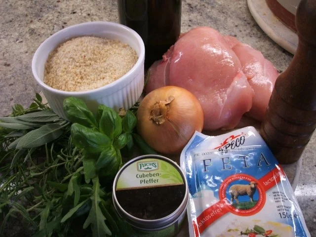 Geflügel: Hähnchenbrüste unter einer Kräuter-Käse-Haube - Rezept - Bild Nr. 2