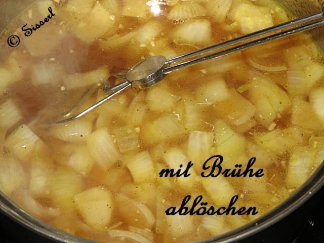 kleine Hackfleischrouladen mit Zwiebelsoße - Rezept - Bild Nr. 11