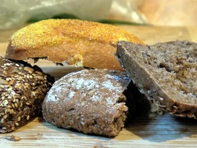 Kernige Panzanella mit Salsiccia Fresca - Rezept - Bild Nr. 7