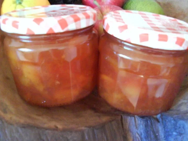 Mirabellen confiture dezent gewürzt - Rezept