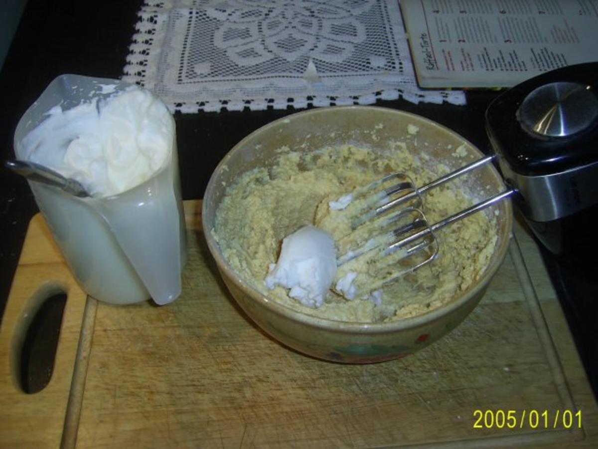 Kuchen: Kokos-Konfekt-Torte mit Pfirsichen - Rezept - Bild Nr. 4