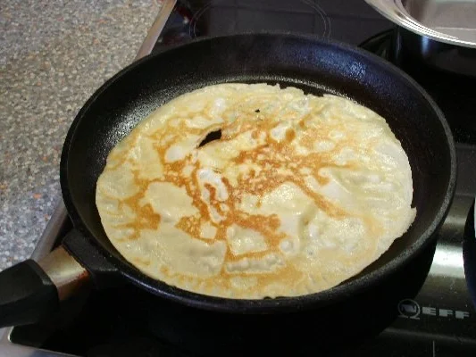 Pfannkuchen-Hackfleisch-Lasagne - Rezept - Bild Nr. 3