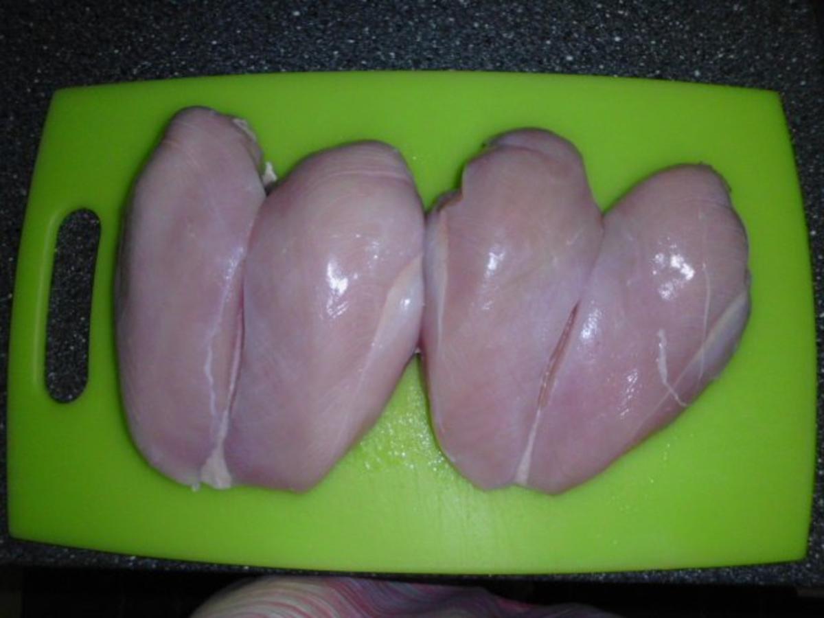 Gefülltes Hähnchenbrustfilet mit einem speziellen Salat (das Fleisch wird zur Nebensache) - Rezept - Bild Nr. 2