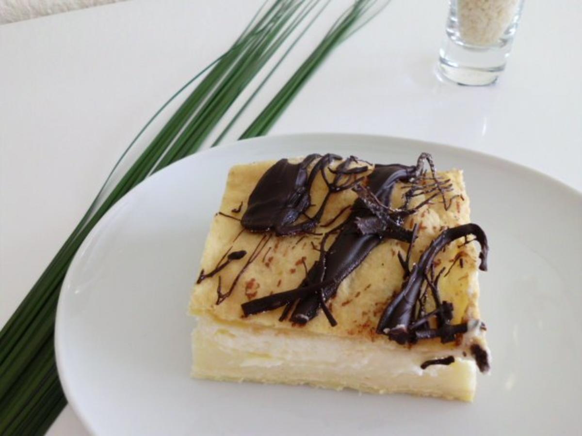 Brandteigkuchen mit Vanillecreme, dazu Waldbeermus (so wird das in Ungarn gemacht) - Rezept - Bild Nr. 2