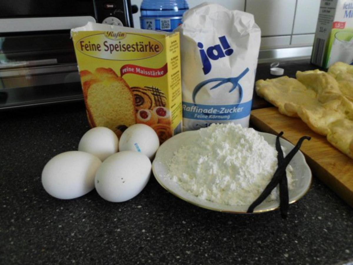 Brandteigkuchen mit Vanillecreme, dazu Waldbeermus (so wird das in Ungarn gemacht) - Rezept - Bild Nr. 10