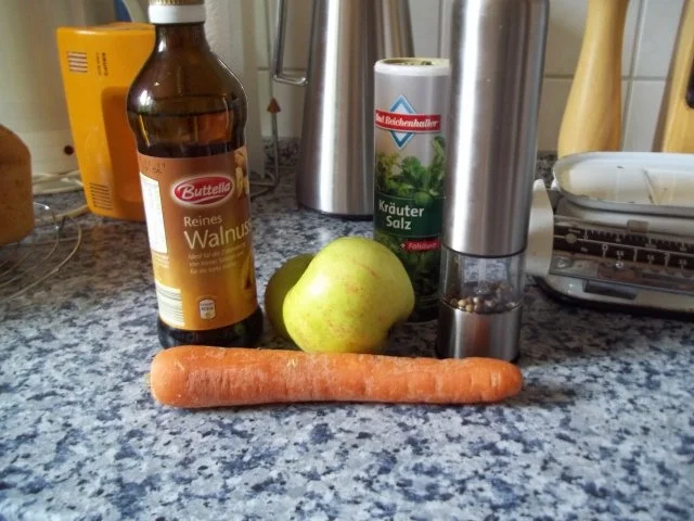 Möhren-Apfel-Rohkost-Salat - Rezept - Bild Nr. 2