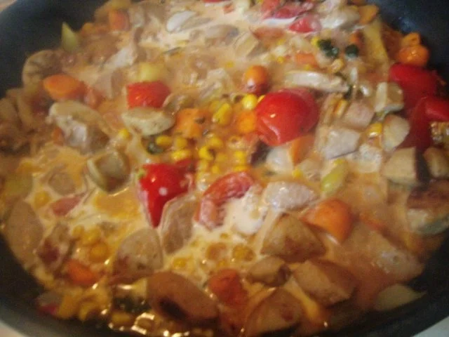 Bratwurstgulasch mit  Apfel - Kartoffelstampf - Rezept - Bild Nr. 10