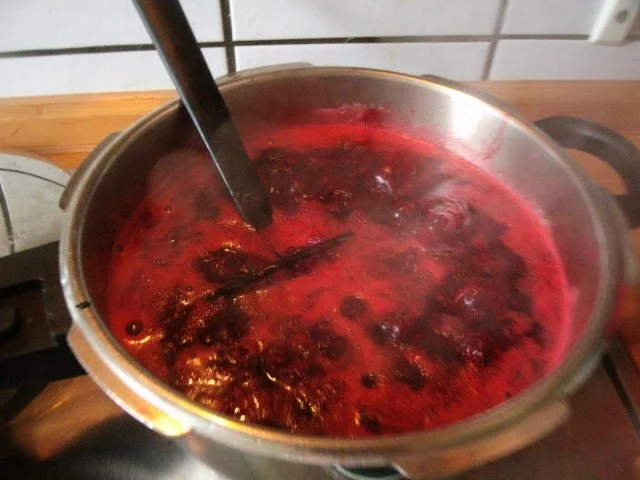 Rezept: Brombeergelee Bild Nr. 5 Brombeergelee - Rezept - Bild Nr. 5