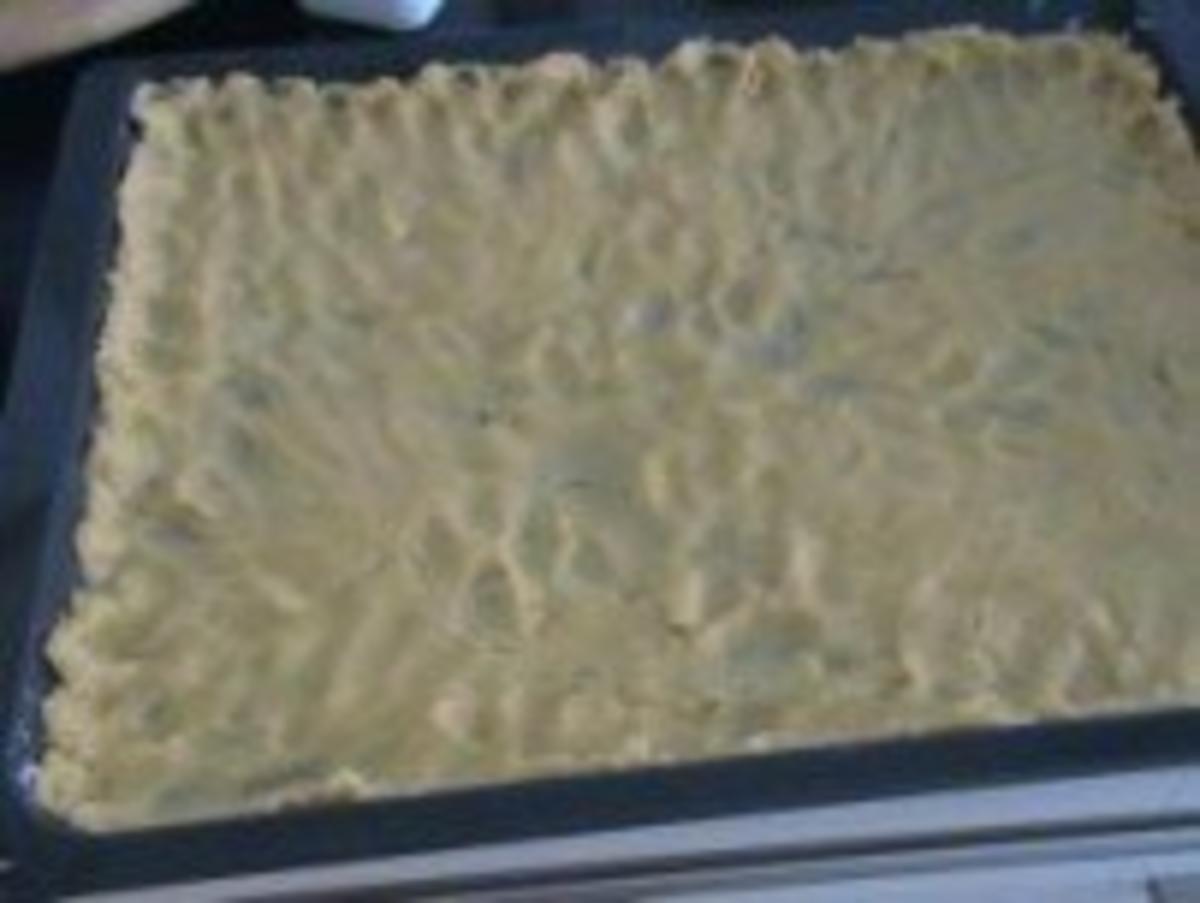 Kuchen: Streuselkuchen mit Sauerkirschen - Rezept - Bild Nr. 2