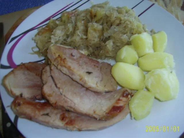 Rezept: Schwein: Spanferkelrücken auf Sauerkraut Bild Nr. 6 Schwein: Spanferkelrücken auf Sauerkraut - Rezept - Bild Nr. 6