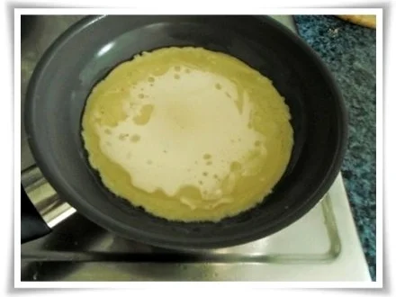 Rezept: Pfannkuchen mit gebratener Banane gefüllt Bild Nr. 8 Pfannkuchen mit gebratener Banane gefüllt - Rezept - Bild Nr. 8