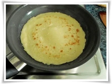 Rezept: Pfannkuchen mit gebratener Banane gefüllt Bild Nr. 10 Pfannkuchen mit gebratener Banane gefüllt - Rezept - Bild Nr. 10