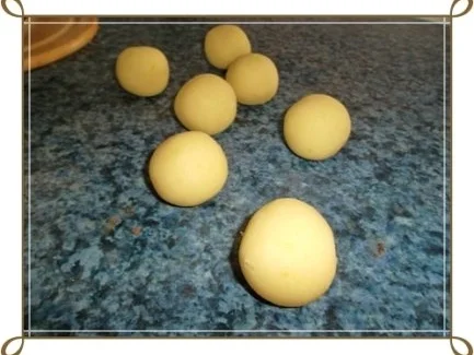 Hähnchenschenkel   mit Kartoffelklößen und  Krautsalat - Rezept - Bild Nr. 7