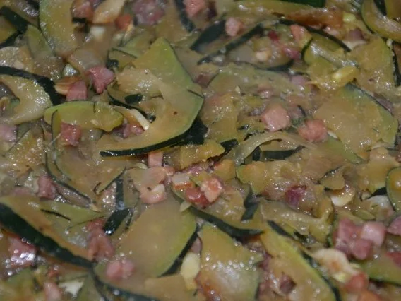 Rezept: Zucchini Mürbekuchen Bild Nr. 4 Zucchini Mürbekuchen - Rezept - Bild Nr. 4