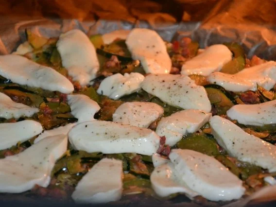 Rezept: Zucchini Mürbekuchen Bild Nr. 5 Zucchini Mürbekuchen - Rezept - Bild Nr. 5