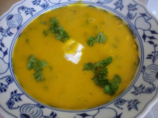 Rezept: Kürbiscremesuppe mit Eismeer-Garnelen Bild Nr. 12 Kürbiscremesuppe mit Eismeer-Garnelen - Rezept - Bild Nr. 12