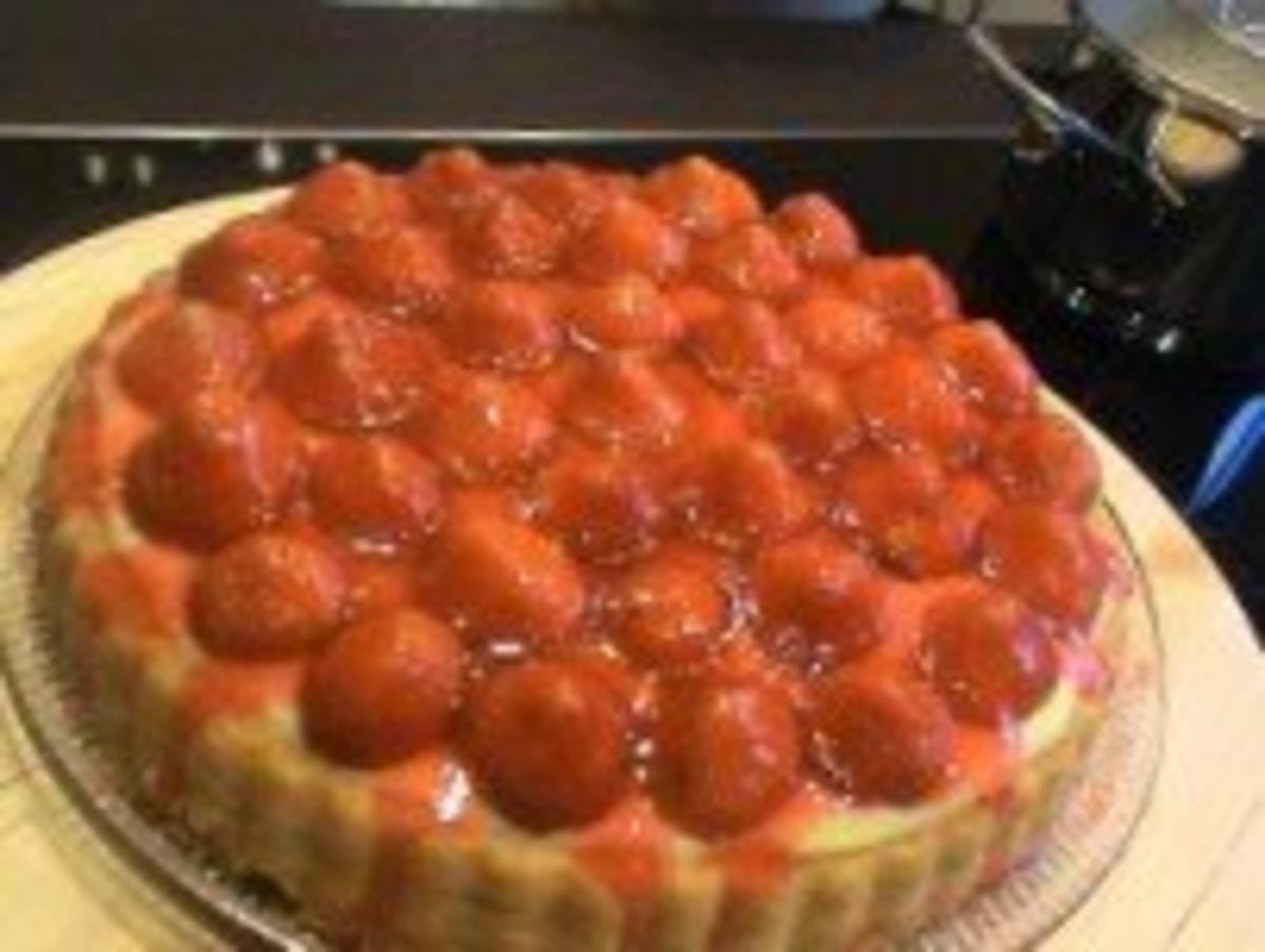 Bilder für Kuchen: Erdbeertorte - Rezept