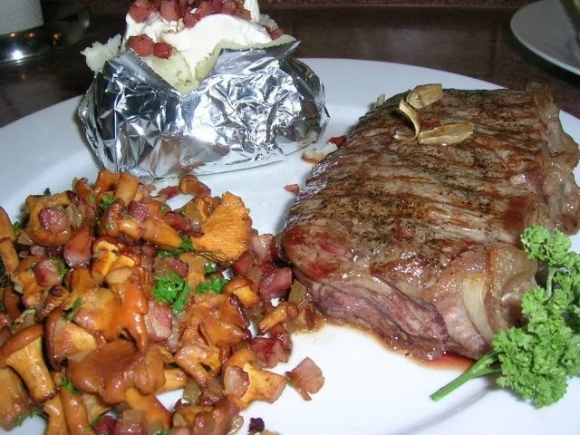 Rumpsteak, Pfifferlinge und Kartoffelgratin - Rezept - Bild Nr. 4