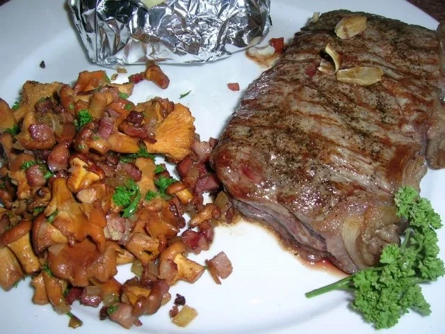 Rumpsteak, Pfifferlinge und Kartoffelgratin - Rezept - Bild Nr. 5