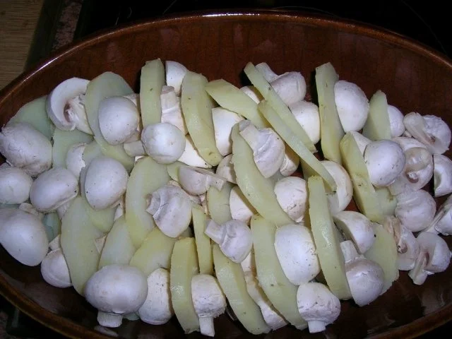 Rezept: Schweinemedaillons mit Zucchini, Möhren und Champignon Gratin Bild Nr. 4 Schweinemedaillons mit Zucchini, Möhren und Champignon Gratin - Rezept - Bild Nr. 4