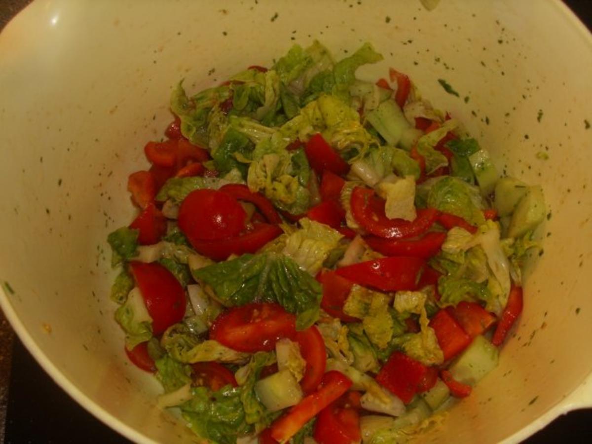 Salat mit Heidelbeeren - Rezept - Bild Nr. 2