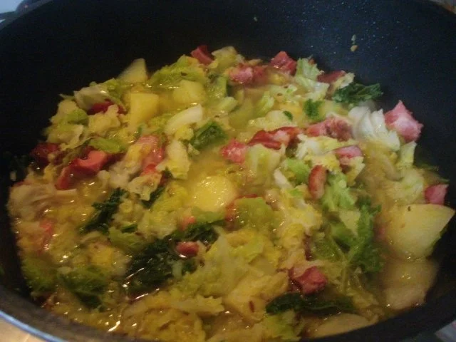 Hausmannskost - Wirsingkohlsuppe mit Knacker - Rezept - Bild Nr. 12