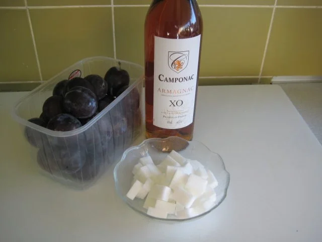 Rezept: Zwetschgen Likör in Armagnac Bild Nr. 3 Zwetschgen Likör in Armagnac - Rezept - Bild Nr. 3