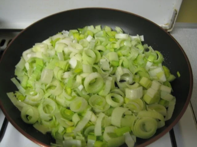 Rezept: Zwiebel Zwetschgen Pizza Bild Nr. 8 Zwiebel Zwetschgen Pizza - Rezept - Bild Nr. 8