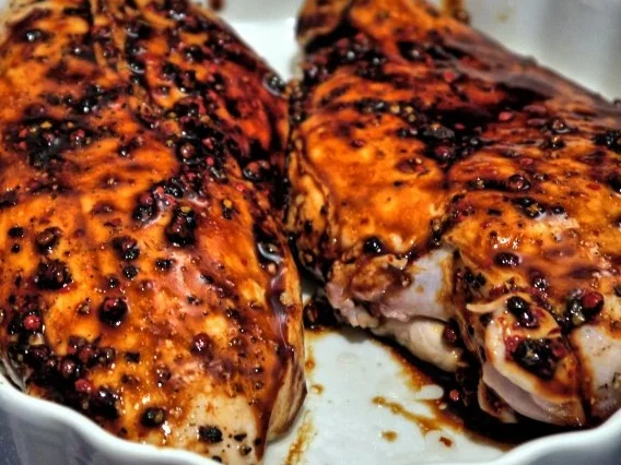 Rezept: Hähnchenbrust mit Roter-Pfeffer-Sauce Bild Nr. 9 Hähnchenbrust mit Roter-Pfeffer-Sauce - Rezept - Bild Nr. 9