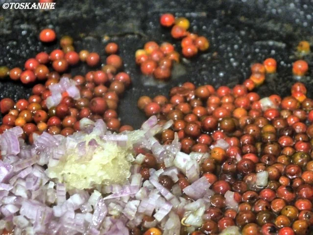 Rezept: Hähnchenbrust mit Roter-Pfeffer-Sauce Bild Nr. 10 Hähnchenbrust mit Roter-Pfeffer-Sauce - Rezept - Bild Nr. 10