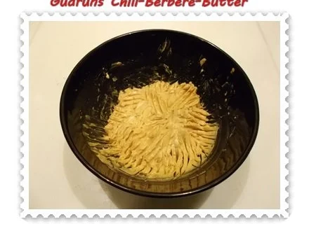 Rezept: Brotaufstrich: Chili-Berbere-Butter Bild Nr. 6 Brotaufstrich: Chili-Berbere-Butter - Rezept - Bild Nr. 6