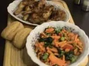 Huhn: Knusprige Keulen mit knackigem Gemüse - Rezept