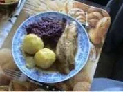 Schwein: Spanferkelkeule mit Rotkohl - Rezept