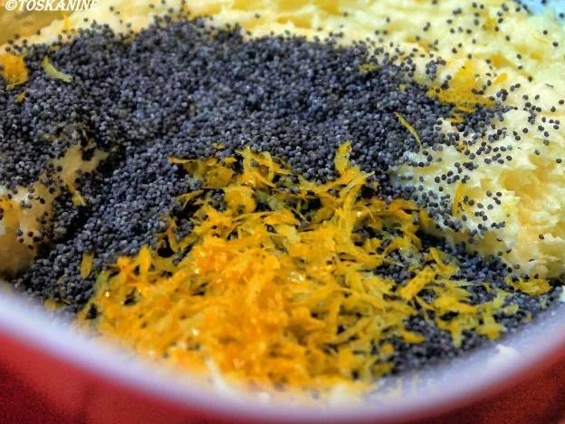 Rezept: Mohn-Zitronen-Muffins Bild Nr. 3 Mohn-Zitronen-Muffins - Rezept - Bild Nr. 3