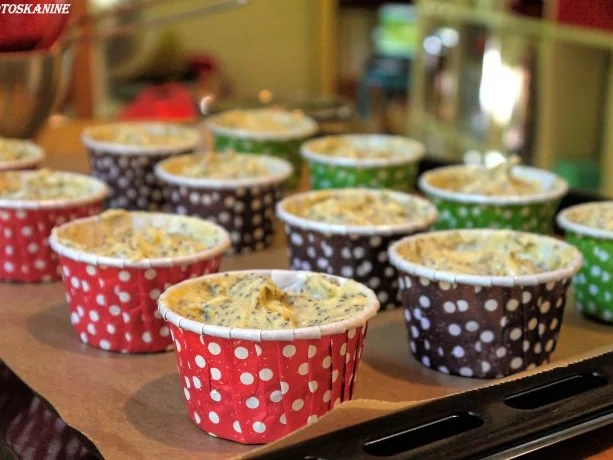 Rezept: Mohn-Zitronen-Muffins Bild Nr. 7 Mohn-Zitronen-Muffins - Rezept - Bild Nr. 7