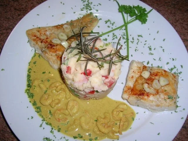 Schellfischfilet an Garnelen-Kartoffelstampf mit Trüffel angehaucht - Rezept