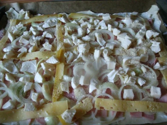 Rezept: Zwiebelkuchen - mit Blätterteig Bild Nr. 8 Zwiebelkuchen - mit Blätterteig - Rezept - Bild Nr. 8