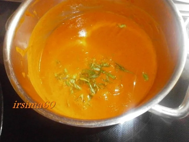 Tomaten - Sahne - Soße - Rezept - Bild Nr. 8