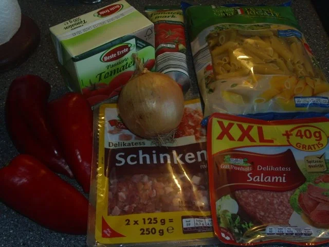 Rezept: Pasta-Paprika-Salami Bild Nr. 2 Pasta-Paprika-Salami - Rezept - Bild Nr. 2