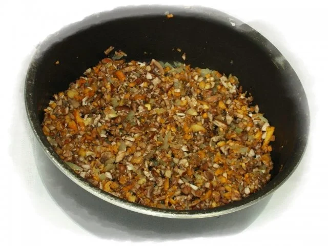 Rezept: Pilz-Frikadellen mit Avocadosauce Bild Nr. 4 Pilz-Frikadellen mit Avocadosauce - Rezept - Bild Nr. 4