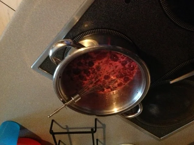 Brombeeren Sirup mit Maulbeeren - auch ohne Maulbeeren möglich - Rezept - Bild Nr. 3