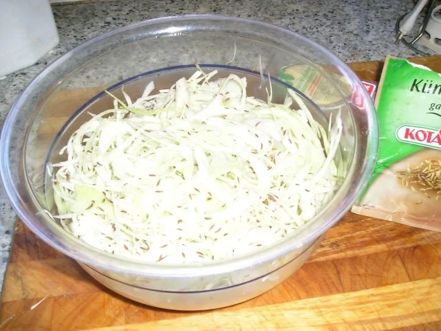 Rezept: Krautsalat Bild Nr. 3 Krautsalat - Rezept - Bild Nr. 3