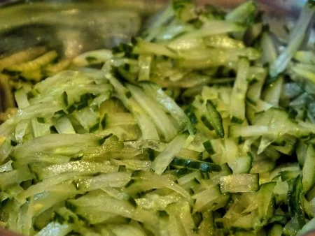 Bun nem nuong - Honigfrikadellen mit Reisnudeln - Rezept - Bild Nr. 15