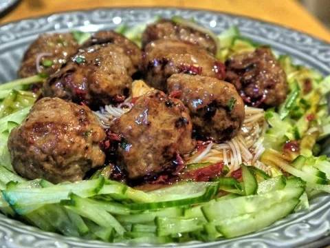 Bun nem nuong - Honigfrikadellen mit Reisnudeln - Rezept - Bild Nr. 17