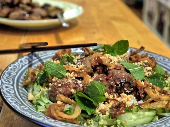Bun nem nuong - Honigfrikadellen mit Reisnudeln - Rezept - Bild Nr. 18