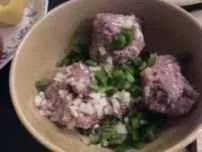 Hackfleisch: Deftig gefüllte Paprikaschoten - Rezept - Bild Nr. 2